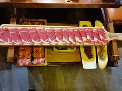 一米肥牛-旺晖本帮骨头煲·深夜火锅(梅园路店)