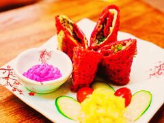 火龙果卷饼-甘味食堂(素食料理/蔬食料理/恆春美食)