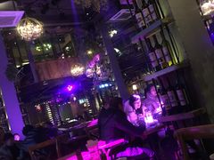 -胡桃里音乐餐厅(陶溪川店)(川湘赣菜·世界百大酒庄直供红酒·音乐表演)