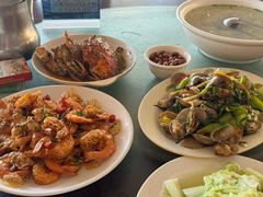 -岛中岛·海鲜大排档·万宁老字号(东澳店)