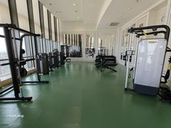 -珠海瑞吉酒店游泳池