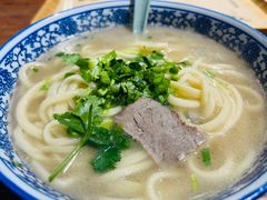-东大桥小国抻面烧烤(长通路店)