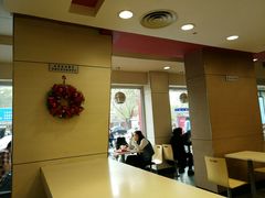-肯德基(珠峰店)
