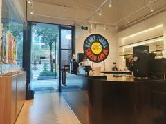 -Dogi&kiki Coffee(中心商务大厦店)