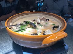 姜君千岛湖鱼头-姜君·千岛湖鱼头馆(浦东大道店)