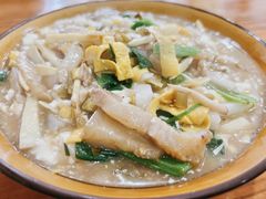 糟肉冬笋炒年糕-老袁炒年糕(富豪路店)