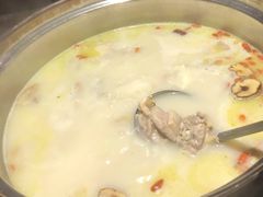 -鸣牌鸡煲(大岭山店)