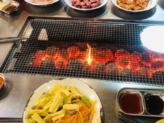 -马路牙子烧烤音乐酒馆(望京店)