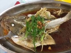 -明记烧鱼美味店
