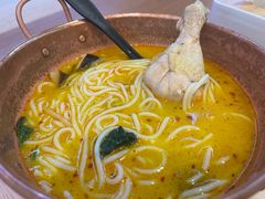 -刀小蛮半只鸡过桥米线(新奥购物中心店)