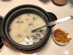 皮蛋瘦肉粥-煲王粤菜餐厅(中侨中心店)