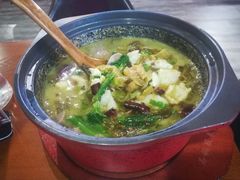 -周鱼小馆石锅酸菜鱼(活力汇店)