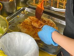 -小红车炸蛋葱油饼