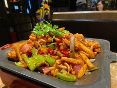 -炭舍干锅·烤鱼(扬名广场店)