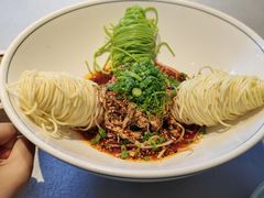 -有红鸡毛店·川菜(建设路店)