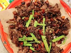 -破瓦寒窑·地摊烤羊排