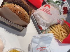 -麦当劳(虹口星荟中心店)