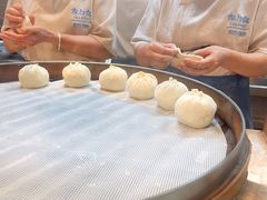 -李与白包子铺(桐梓林店)