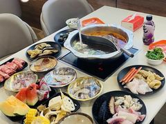 -尚品海鲜肥牛自助火锅(湖明店)
