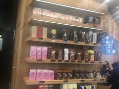 零售区-星巴克(南京鼓楼吾悦广场店)