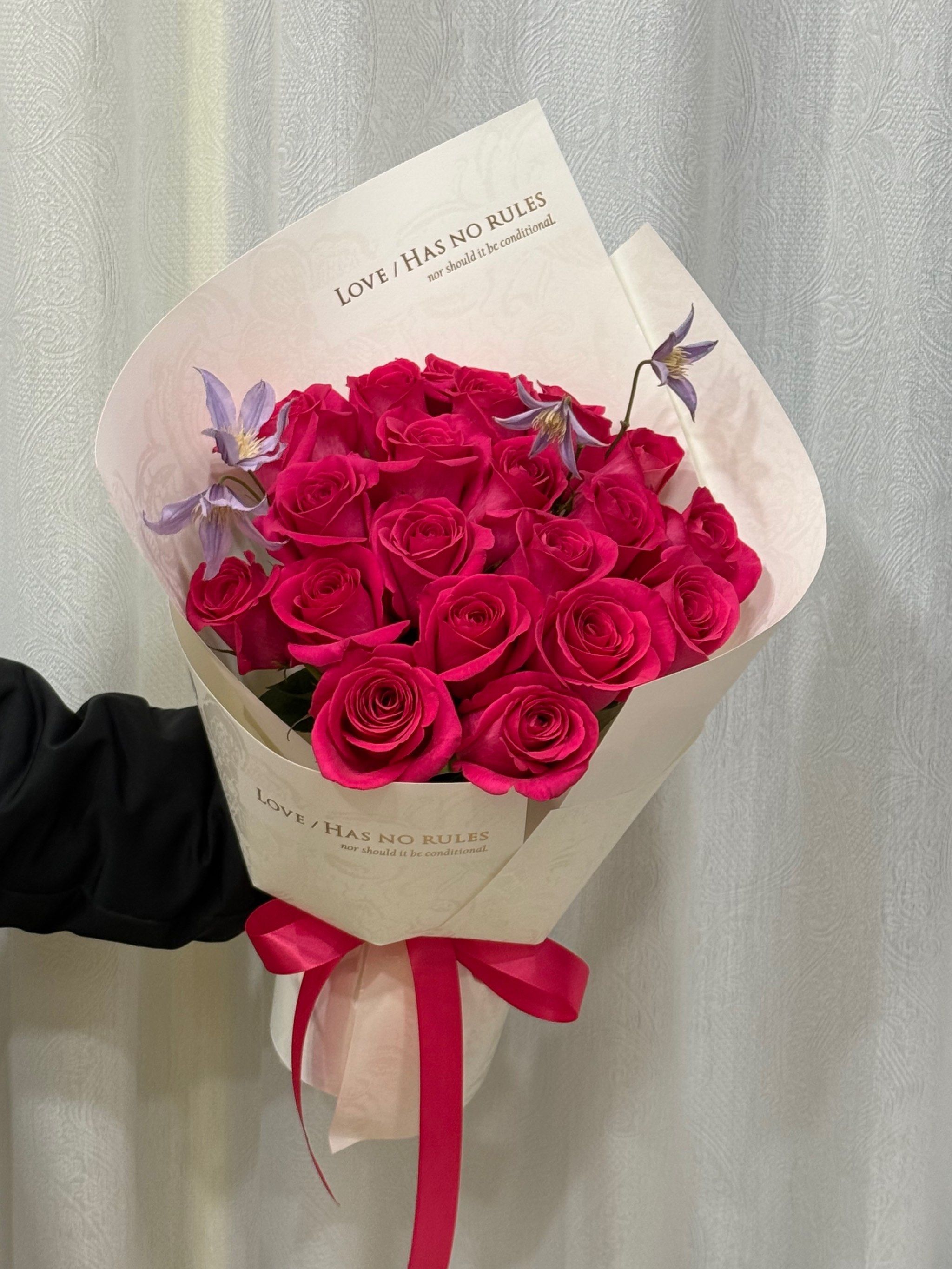 弗洛伊德
#情人节花束#玫瑰花束#弗洛伊德玫瑰#进口玫瑰 #鲜花花束