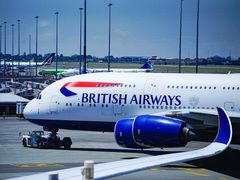 -奥利弗·雷金纳德·坦博国际机场