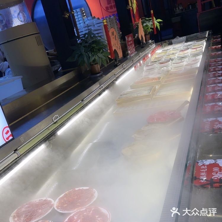 特别推荐大宝剑牛肉，蒜香牛肉粒，黑胡椒牛肉粒