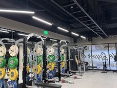 -超级猩猩健身·私教(上海体育场店)