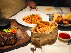 -春树下·树屋花房西餐厅(罍街AS1980店)