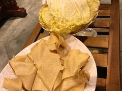 -亿诣蝎府炸酱面羊蝎子火锅(酷车小镇店)