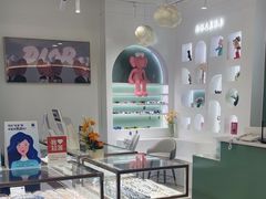 -GOOMI久米眼镜·蔡司·依视路·明月官方授权店(龙德紫金店)