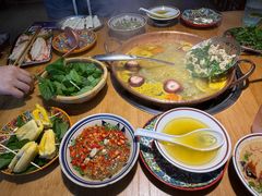 -洱火云南酸菜牛肉火锅(石景山当代商城店)