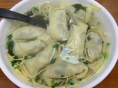 芹菜大馄饨-周素珍湖州大馄饨(直戒坛寺巷店)