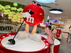 -m豆巧克力世界(上海世茂广场店)