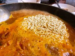 -喇喇排骨火锅·传统韩式脊骨汤(望京西园总店)