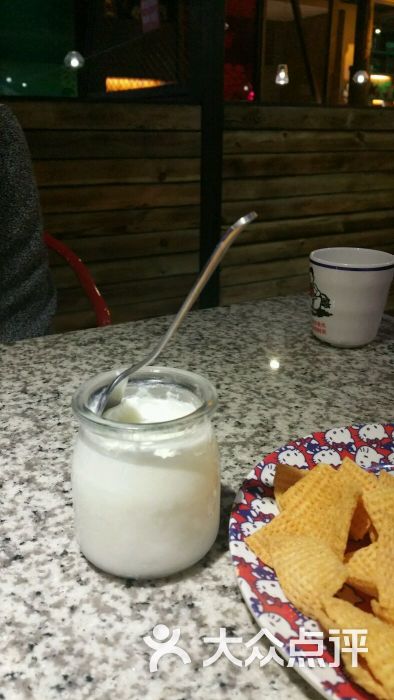 炉聚·ufo炭火烤鱼(勤劳街店)-冻酸奶图片-郑州美食-大众点评网