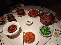 -千百味红餐厅·江西菜(绿地双子塔店)