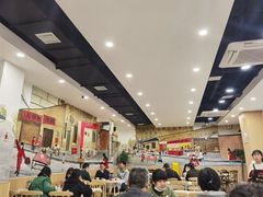 大堂-江城燕子大排档(江汉路步行街店)