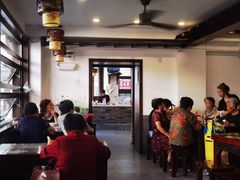 -长人馄饨铺(解放街店)