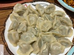 -东来菜馆•手抓海鲜家常菜•海鲜锅贴(鸽子窝店)