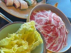 -雾山韩式烤肉·海南糟粕&椰子鸡火锅·海景餐厅(三亚绿发山海天JW万豪酒店)
