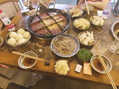 屠宰场鲜毛肚-艾嬢七八九老火锅(37年李子坝店)