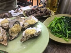 炭烧蒜蓉生蚝-贞姨美食·老字号海鲜大排档