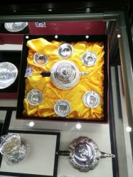 -凤凰县苗族银饰锻制技艺传习所