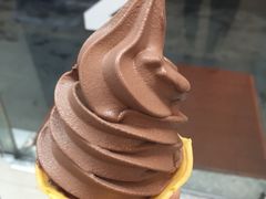 巧克力冰激凌-全家便利店(襄阳南路店)