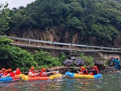 -安吉龙王山峡谷漂流