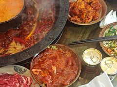 -黄潇洒老火锅(九眼桥宏济巷店)
