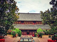 -峨眉山报国寺