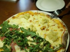 -JINNS锦时 steak&pizza(浸信会礼拜堂旧址店)
