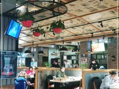 大堂-金太阳海鲜烧烤·本地人餐厅(星海公园店)